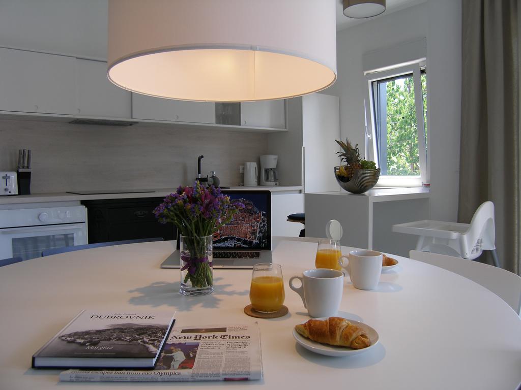 Apartment Mon